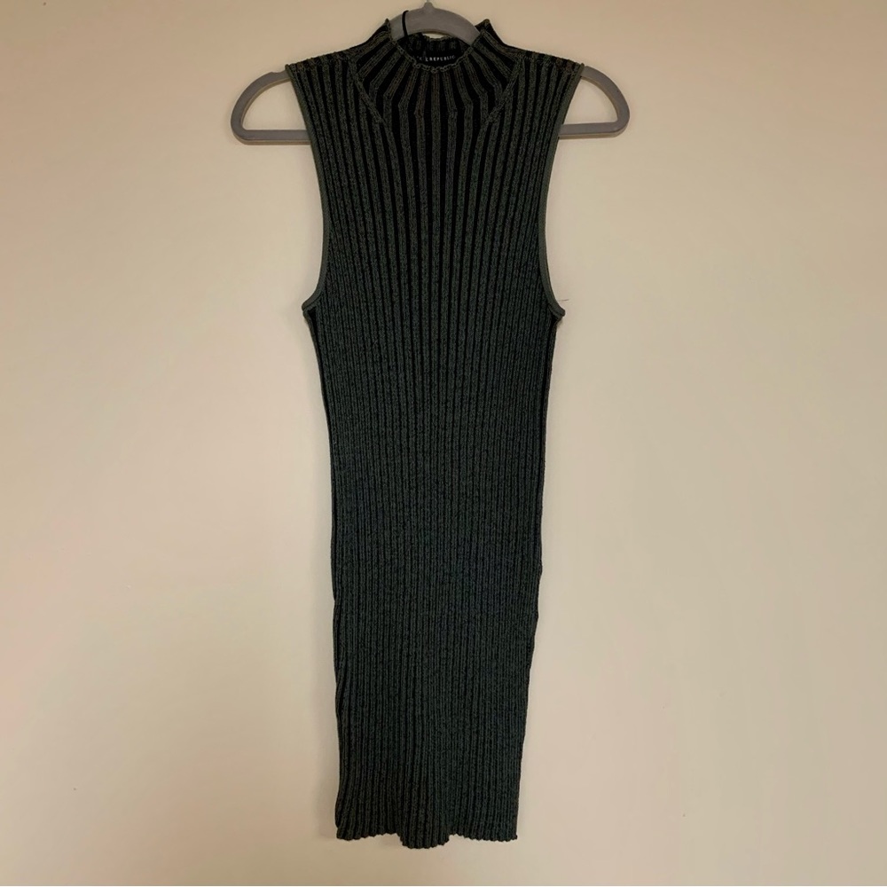 Bodycon Ribbed Sweater Slit-Dress
